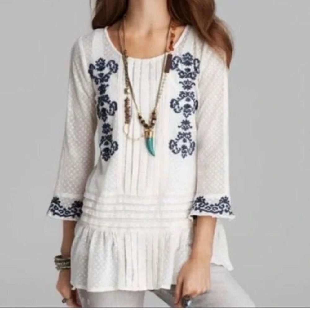 Free People T-Shirt Blouse Top Lace Embroidered